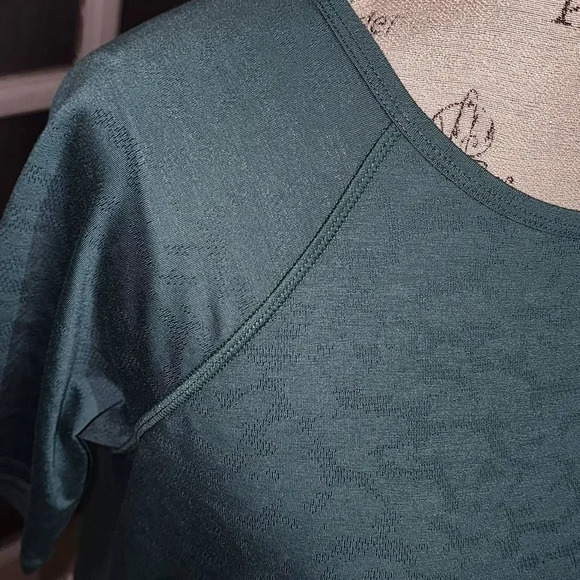 NWT Duluth Trading Company Womens Airdirance 3/4 Green‎ Raglan Tshirt Medium New - Picture 3 of 4